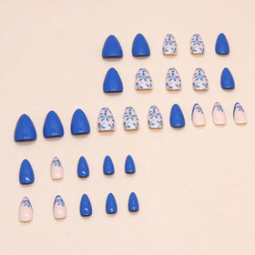 MAOTTIE Press On Nails Almond Blue close-up of nail design