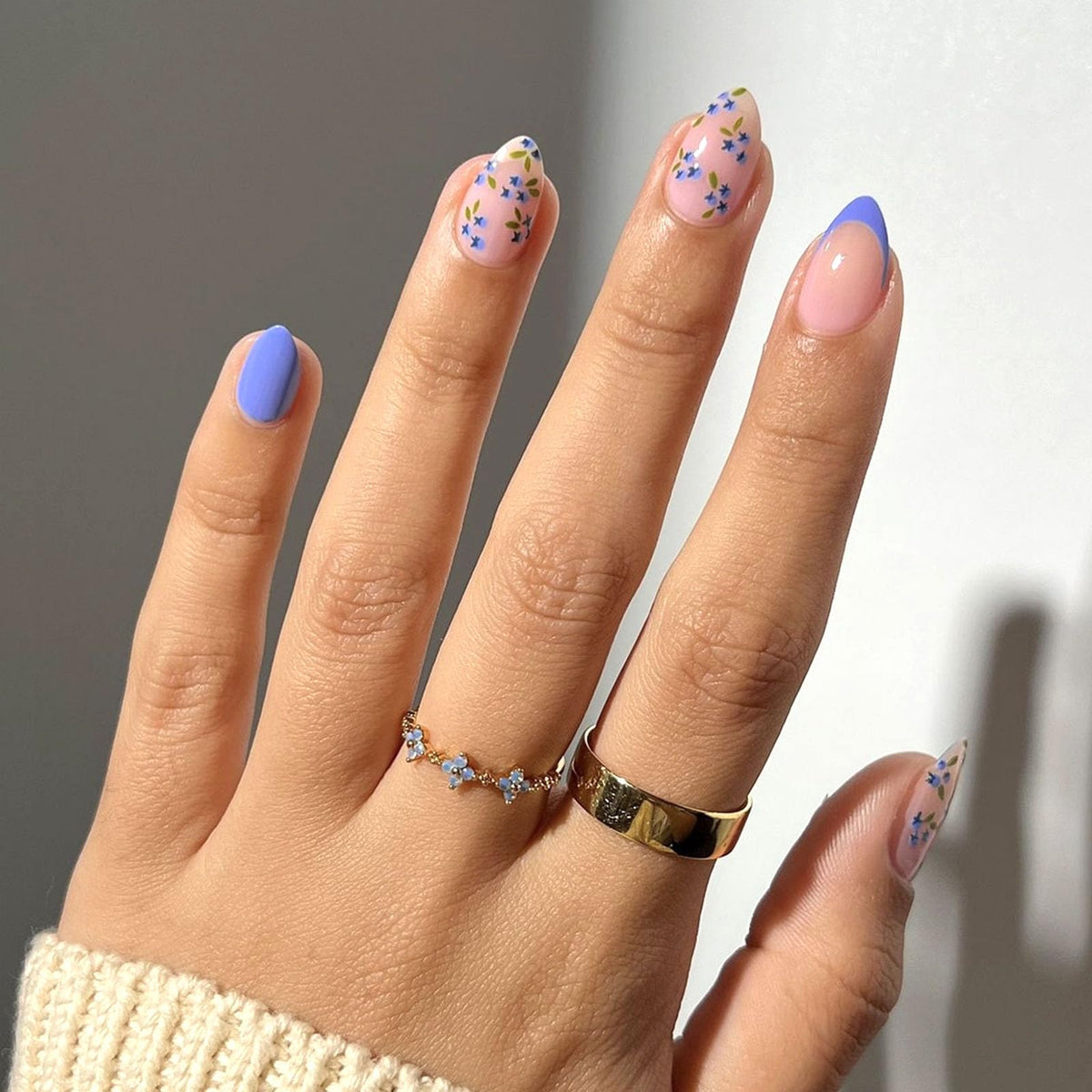 MAOTTIE Press On Nails Almond Blue French Tip front view