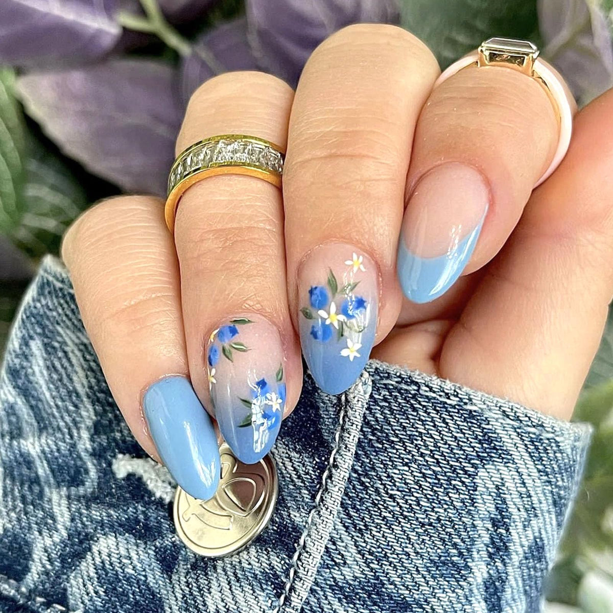 MAOTTIE Press On Nails blue gradient floral design front view