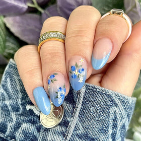 MAOTTIE Press On Nails blue gradient floral design front view