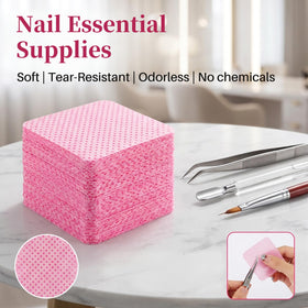 MAQIHAN nail wipes in use for gel polish removal