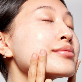 Mario Badescu Hydrating Overnight Mask application process