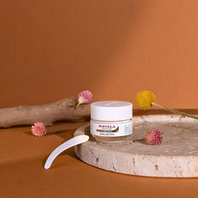 MAVALA Nailactan Nutritive Nail Cream with manicure tools