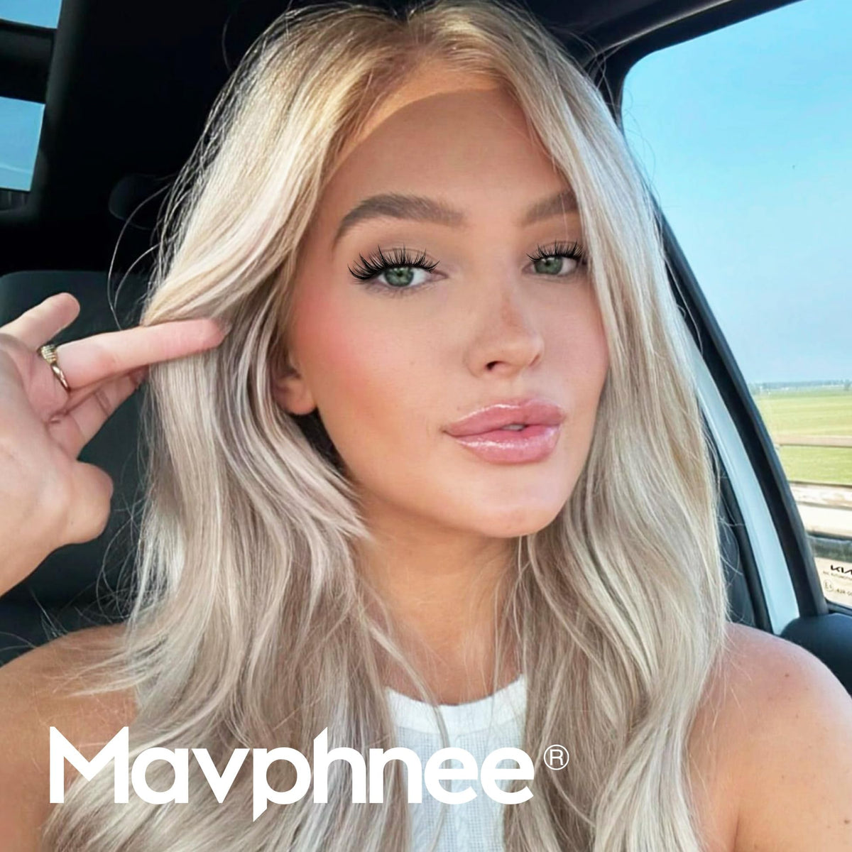 Mavphnee Manga Lash Clusters packaging details