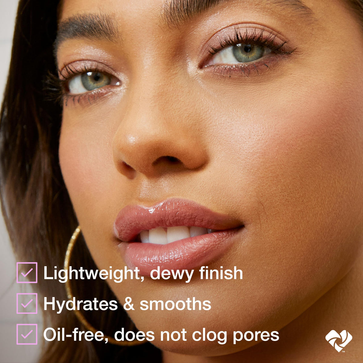 MAYBELLINE Fit Me Dewy Foundation Java with makeup tools