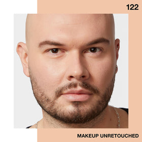 MAYBELLINE Fit Me Matte + Poreless Foundation Creamy Beige texture on skin