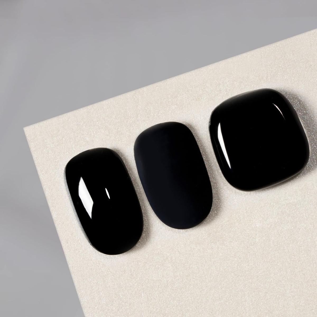MAYCHAO Black Gel Nail Polish packaging