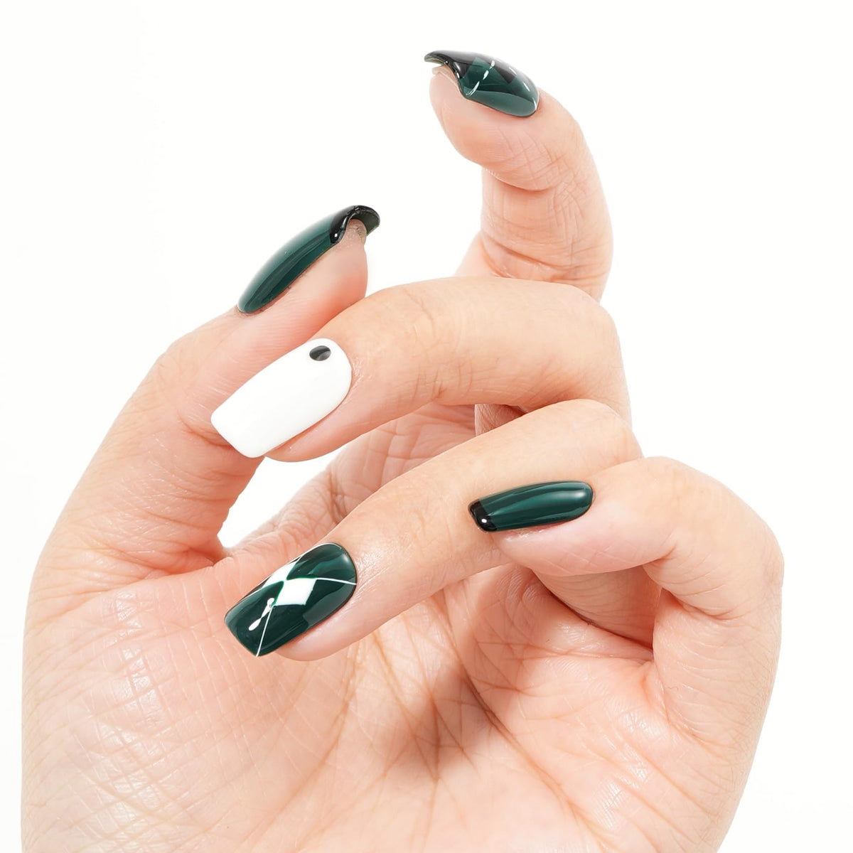 MAYCHAO Gel Nail Polish Emerald Green 15ML with LED light setup