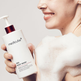 medicube Red Body Wash 480g side view showing packaging
