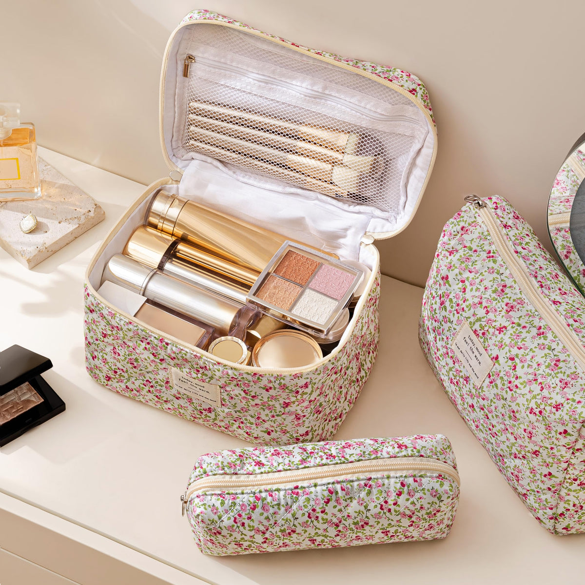 Medium HBselect makeup bag in floral pattern