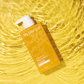 Medix 5.5 Vitamin C Body Wash in bathroom setting