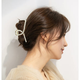 Mehayi Large Pearl Hair Claw Clip with outfit styling