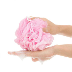 Meirrnyyu bath loofah sponges arranged in a bathroom setting
