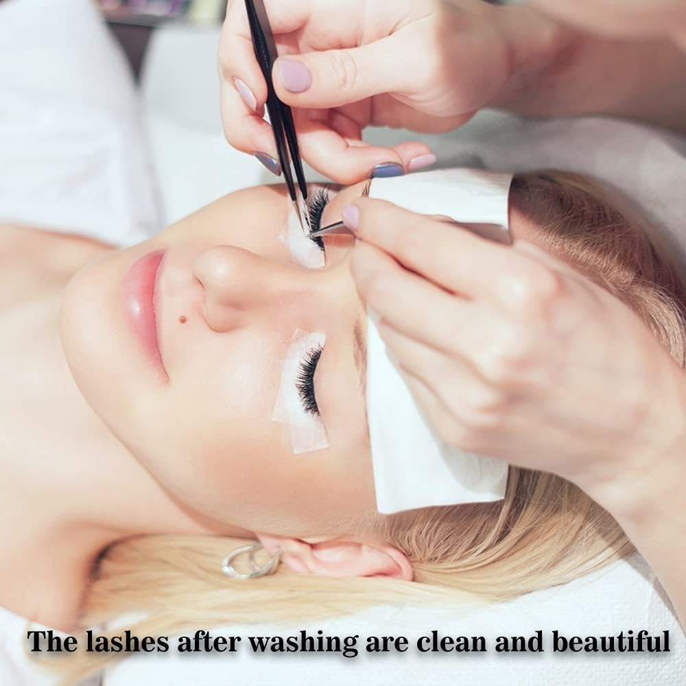 Mererke_Pretty Eyelash Extension Shampoo in use during a lash