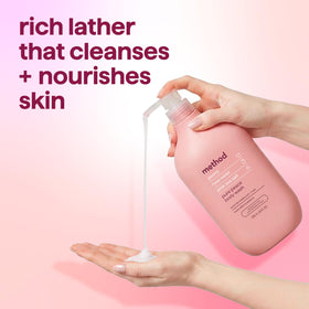 Method Body Wash Pure Peace lather on loofah