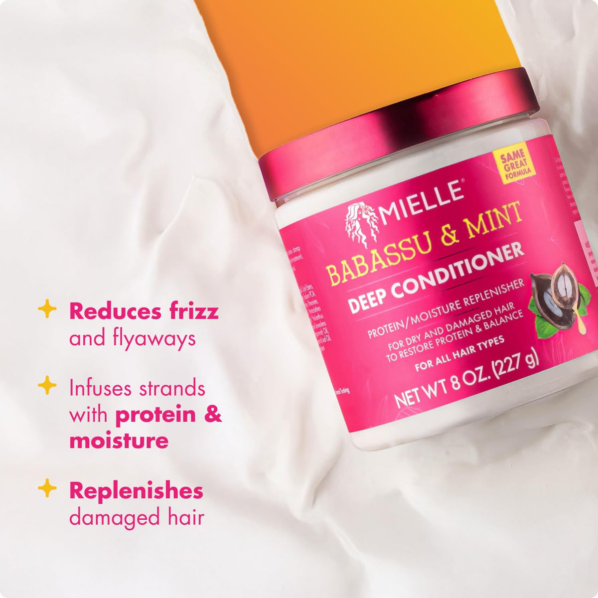 Mielle Organics Babassu & Mint Deep Conditioner application on hair