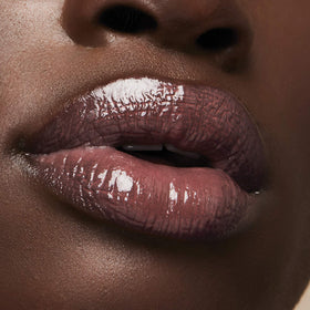 Milani lip plumper with natural ingredients
