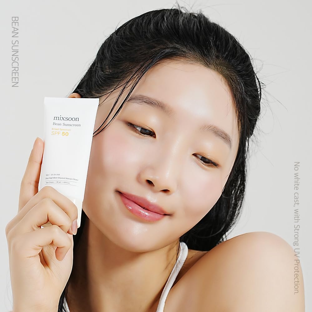 mixsoon Bean Sunscreen texture close-up