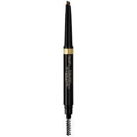 Model using L'Oreal Paris Brow Stylist Pencil Dark Brunette