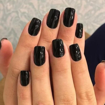 modelones Black Press On Nails kit front view with 32 pieces
