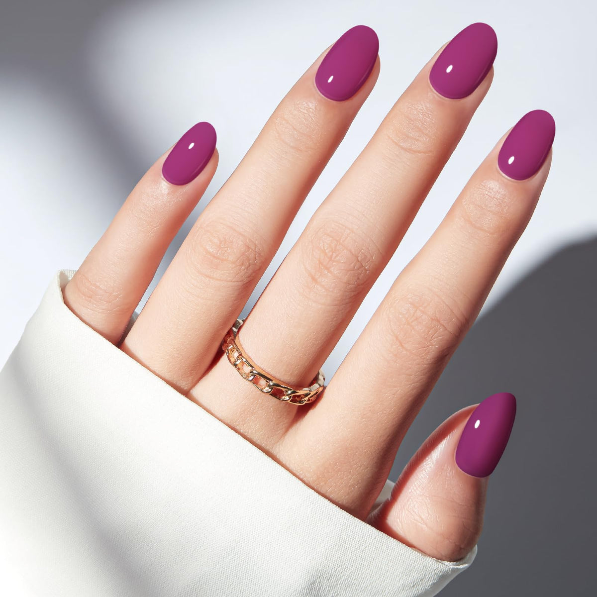 modelones Plum Short Press on Nails Kit front view with 32 reusable nails