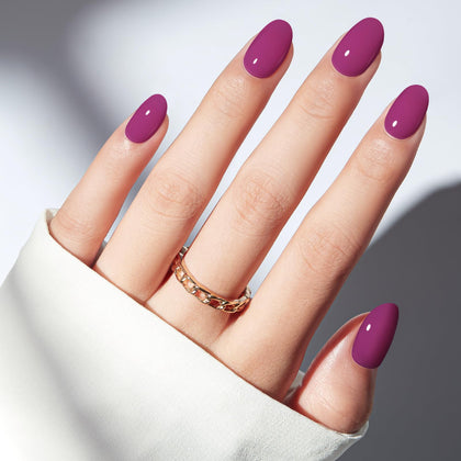 modelones Plum Short Press on Nails Kit front view with 32 reusable nails