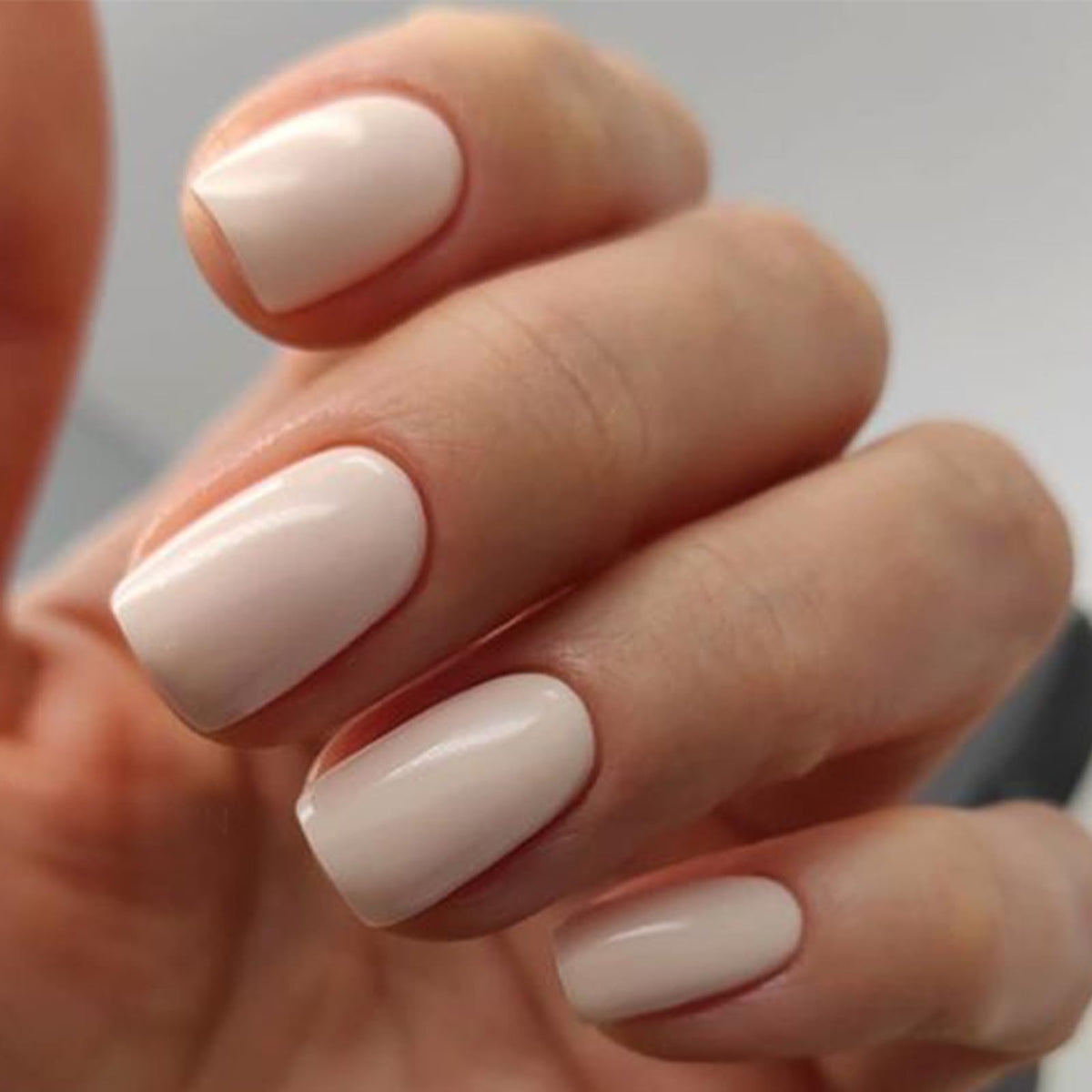 modelones Press On Nails Short Square packaging with accessories