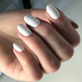 modelones Short Press on Nails Kit tools including nail file and cuticle stick