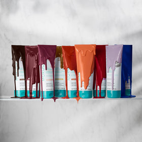 Moroccanoil Cocoa Mask application on hair