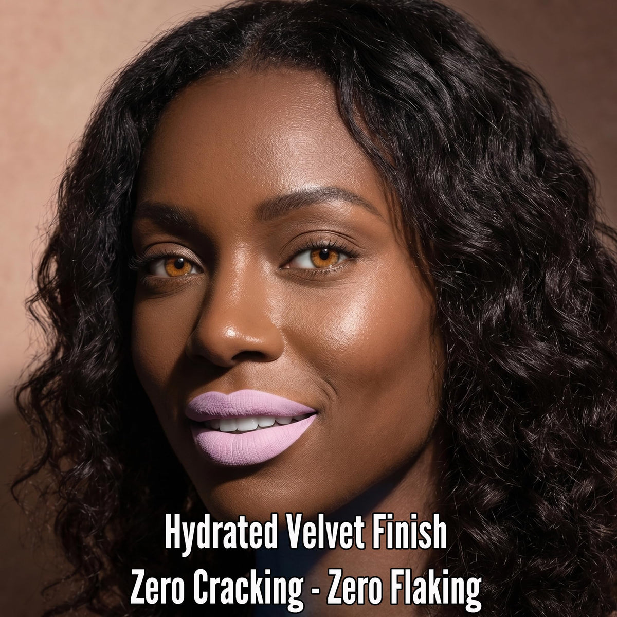 Mynena Hydrating Pink Matte Liquid Lipstick Clara applicator close-up