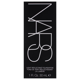 NARS Light Reflecting Foundation M2 Santa Fe with makeup tools