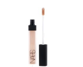 NARS Radiant Creamy Concealer Custard texture on skin