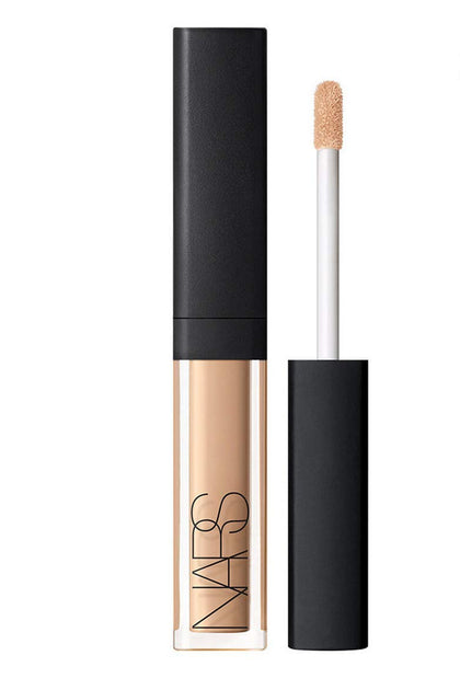 NARS Radiant Creamy Concealer Praline 9g front view