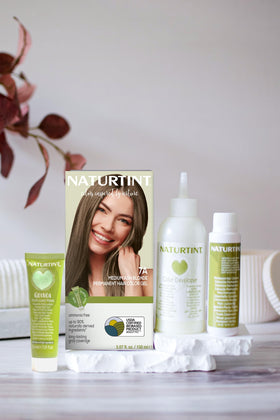 Naturtint 7A Medium Ash Blonde hair colour application scene