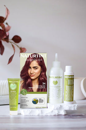 Naturtint 7M Mahogany Blonde colour application process