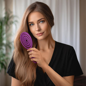Ninabella Detangler Brush with rounded bristle tips