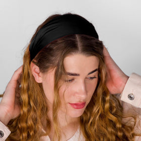 Nochka Fashion Silk Headband in use at a formal event