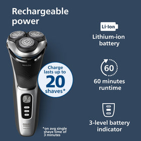 Norelco 3900 Electric Shaver demonstrating wet use