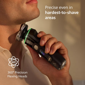 Norelco i9000 Prestige Electric Shaver packaging and accessories