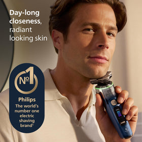 Norelco i9000 Prestige Electric Shaver side view