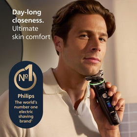 Norelco i9000 Prestige Electric Shaver with Bluetooth app connection display