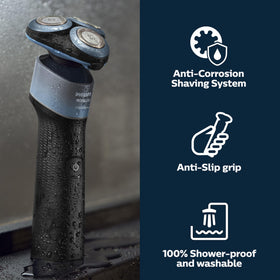 Norelco Shaver 5000X with storage pouch included