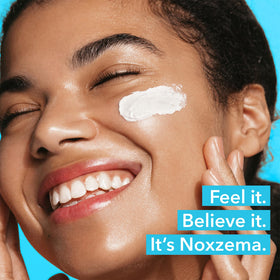 Noxzema Original Jar showing texture of the moisturiser