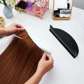 Nuogo Hair Extension Holder packaging display