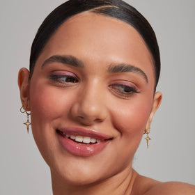 NYX Epic Wear Liner Stick Magenta Shock with eye makeup