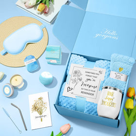 Ocean scented candle included in Kalokey Spa Gift Basket