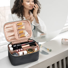 OCHEAL Portable Cosmetic Bag packaging display
