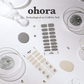 ohora Semi Gel Nail Strips with UV lamp setup