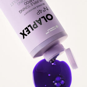 Olaplex N°.4P Blonde support Purple Shampoo with cap open