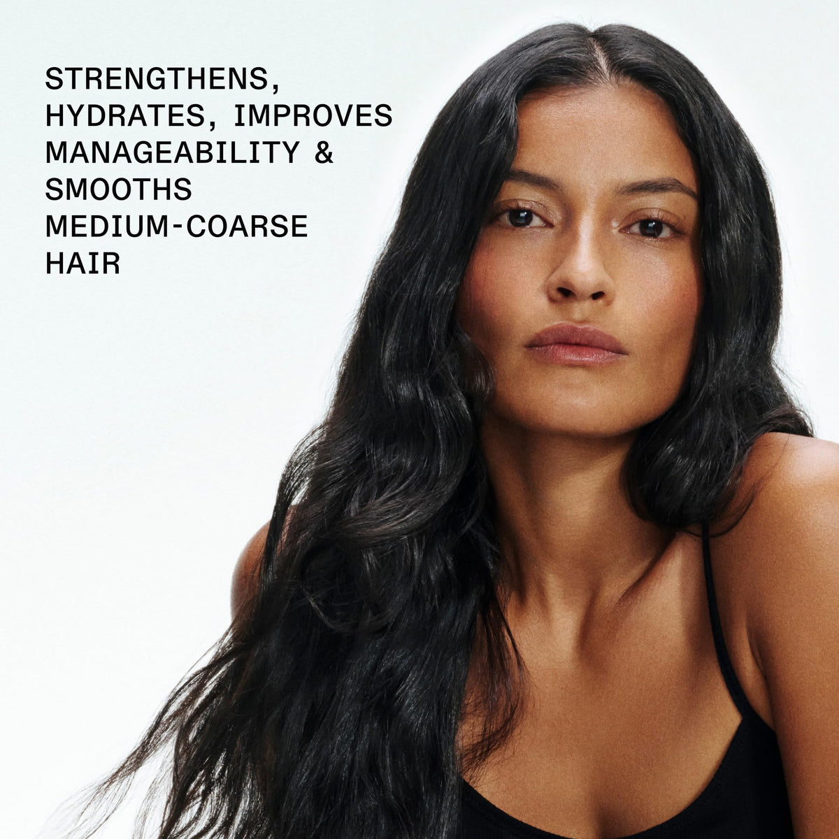 Olaplex N°.5 Bond Maintenance Conditioner 100 mL in bathroom setting